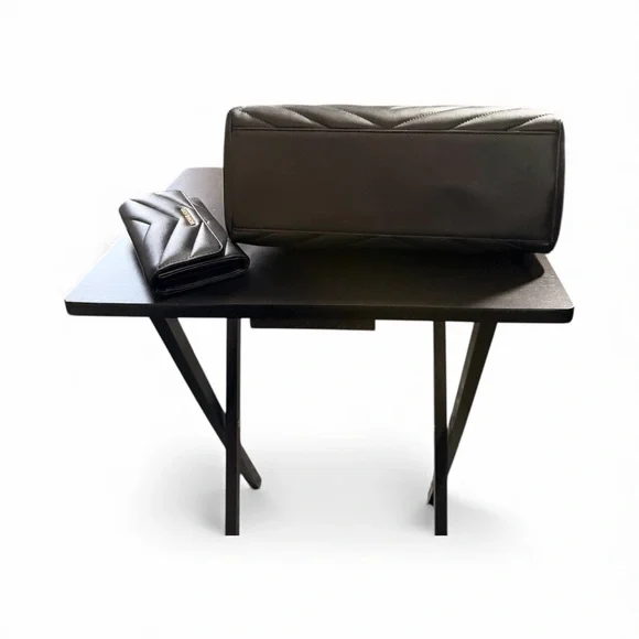 Michael Kors Whitney Quilted Tote & Wallet Set – Luxury Designer Bag - Picture 12 of 14